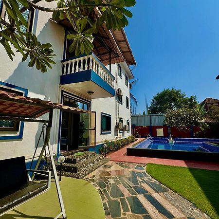 1Bhk Suites With Kitchen & Pool By Goaround Homes At Вагатор Экстерьер фото